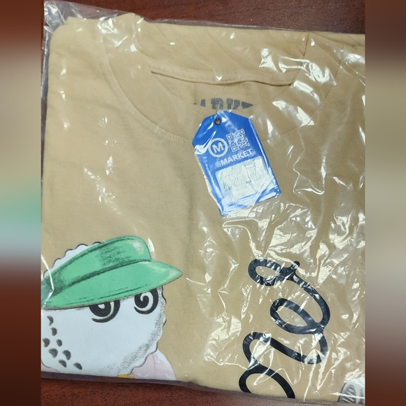 Market Studios Golfing Bear T-shirt - Picture 4 of 4